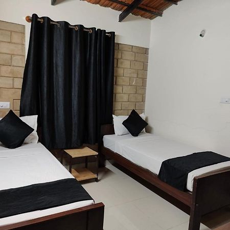 Minimal Poshtel Hostel Mysore Luaran gambar