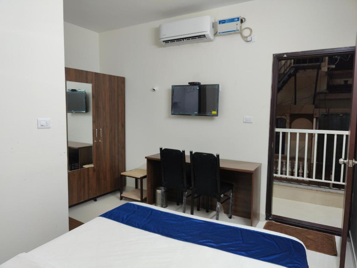 Minimal Poshtel Hostel Mysore Luaran gambar